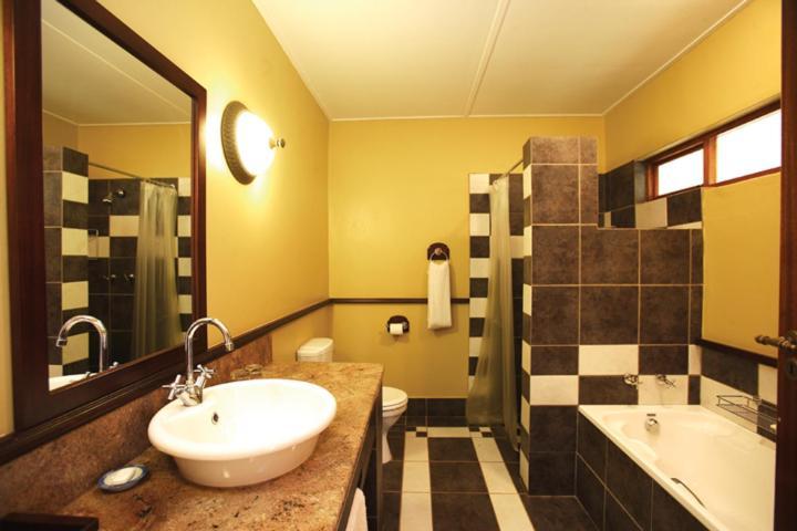 Sandford Park Country Hotel Bergville Exterior foto